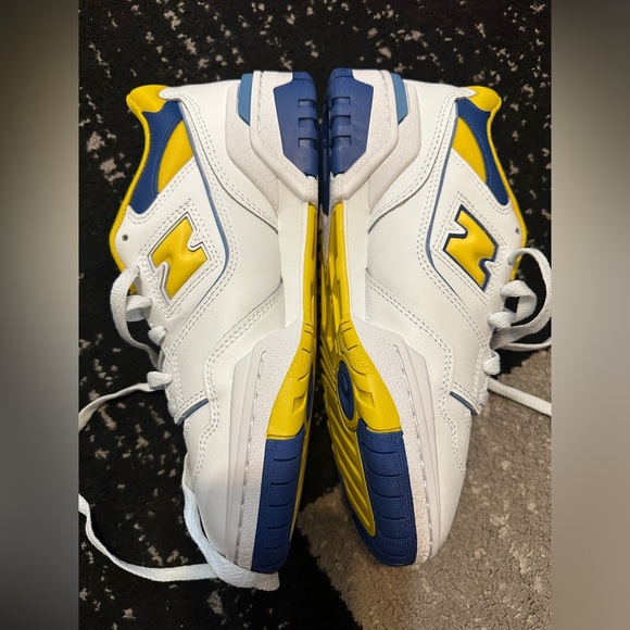 550 Basketball Sneaker (Men) size 6.5 NEW!! - Picture 5 of 7